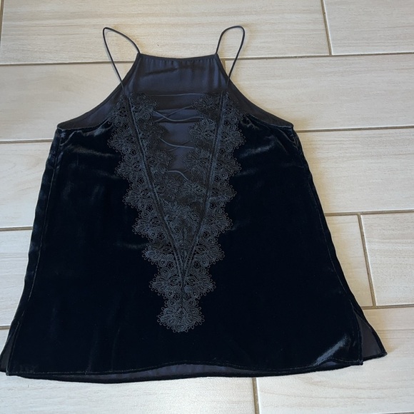 Cami NYC Black Lace Up Velour Tank Top - Picture 4 of 8